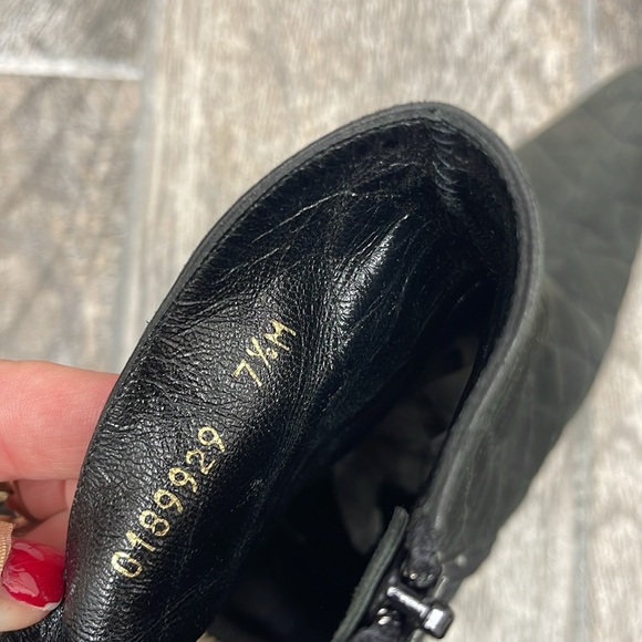 Delman Black Suede Heeled Booties Size 7.5 - Picture 5 of 5